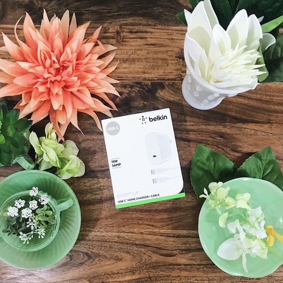 Belkin 15W USB-C Home Charger - Picture 2 of 6